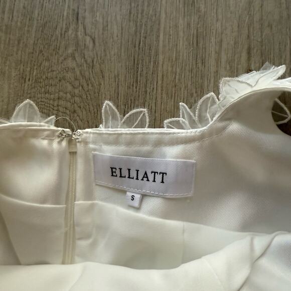 elliatt elder white embellished floral square neck mini bridal dress size small - Picture 13 of 14
